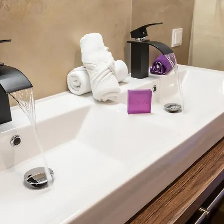 Impuls | Aparts * שלאדמינג